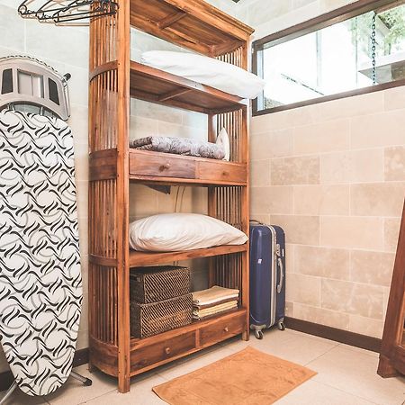 A Priori Villa Ubud エクステリア 写真