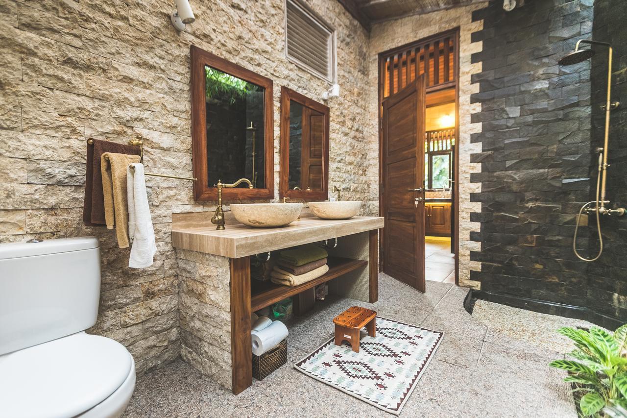 A Priori Villa Ubud エクステリア 写真